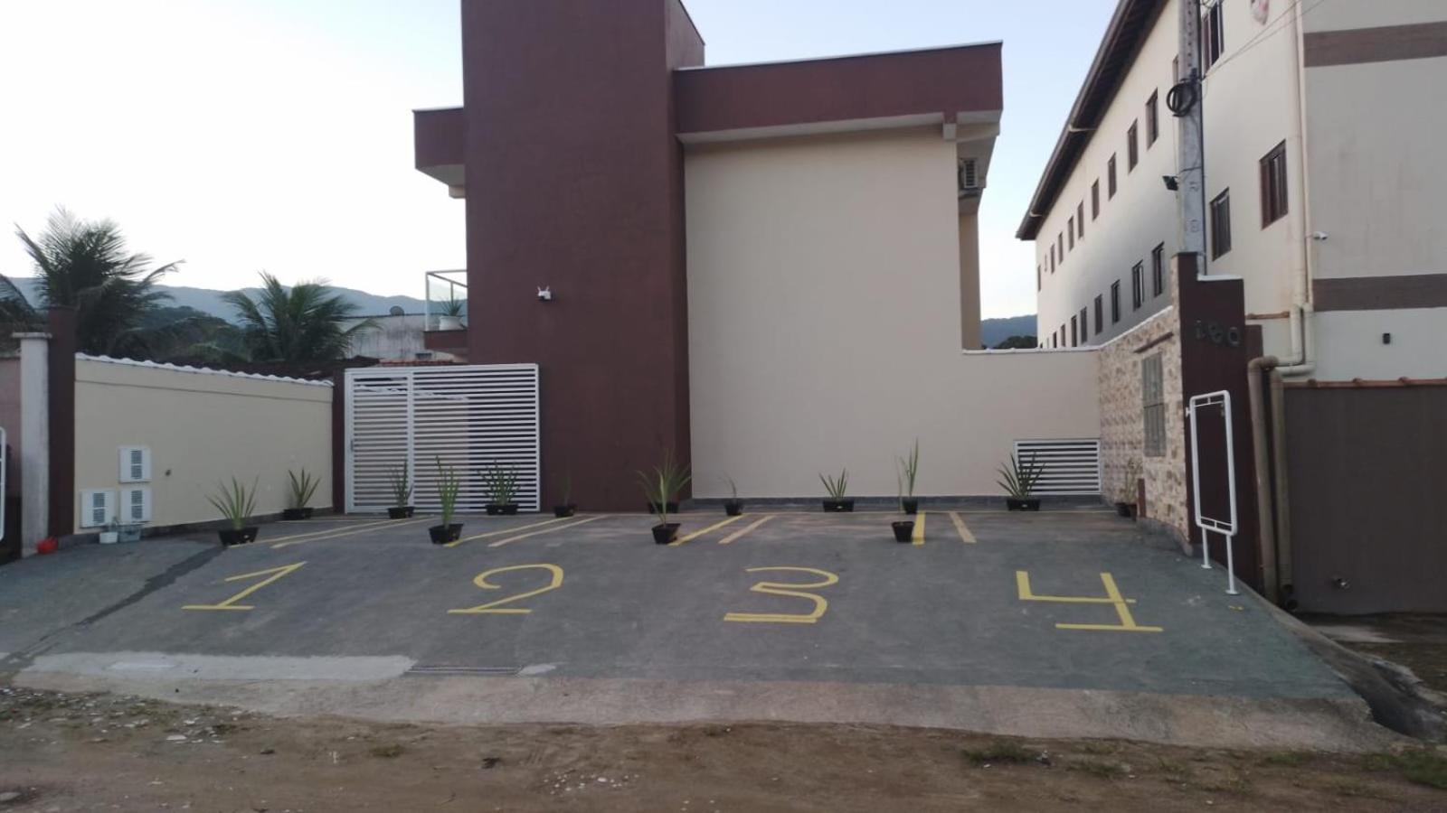 Apartamento Em Maranduba Ubatuba